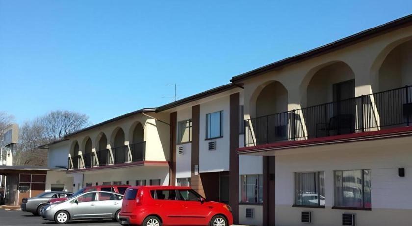 America'S Best Inn Urbana Champaign Exterior photo